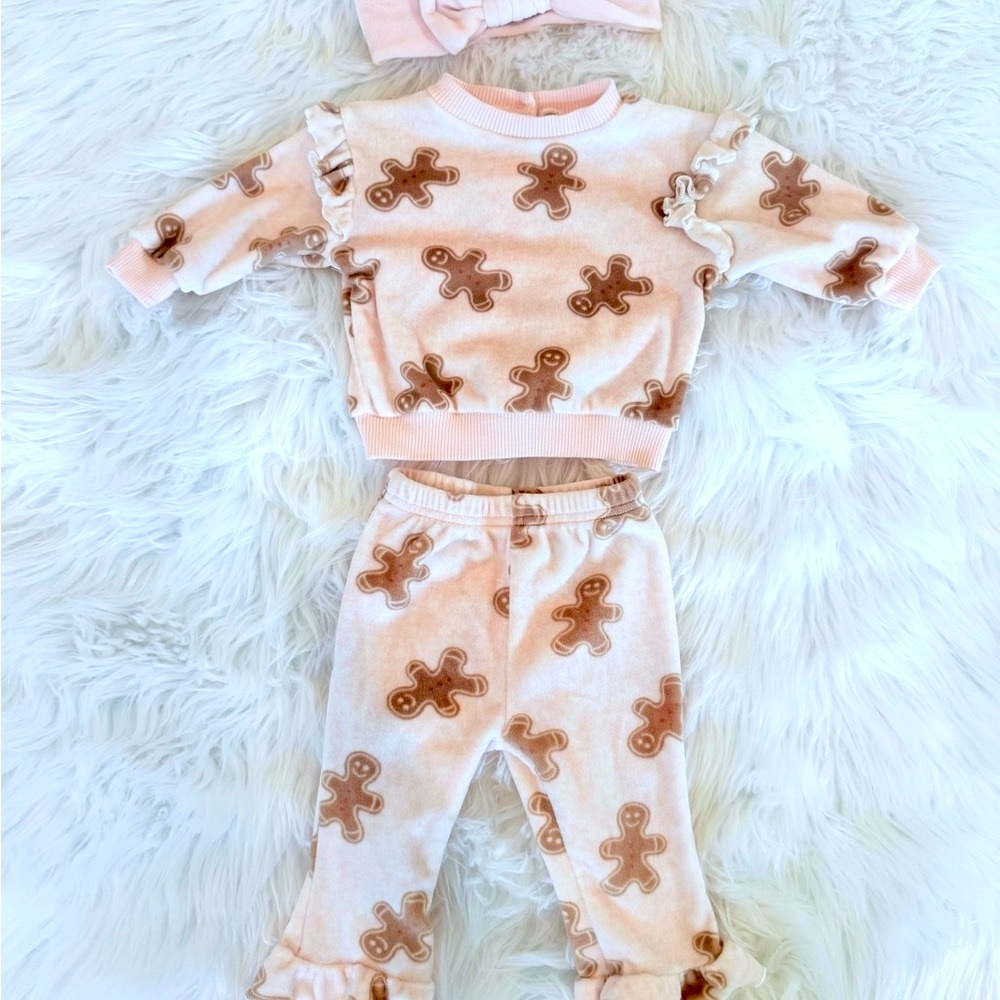 Gingerbread Print Baby Outfit with Headband